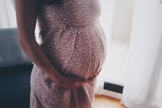 Užívání CBD konopí s obsahem THC nižším než 0,3 %, může být pro nastávající matky poměrně prospěšé, jelikož správná hladina ananadaminu podporuje pravidelnou ovulaci
